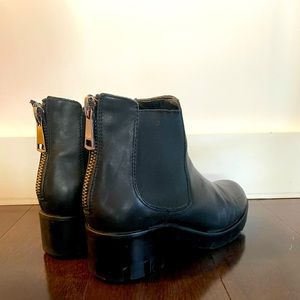 Aldo boots with back zipper